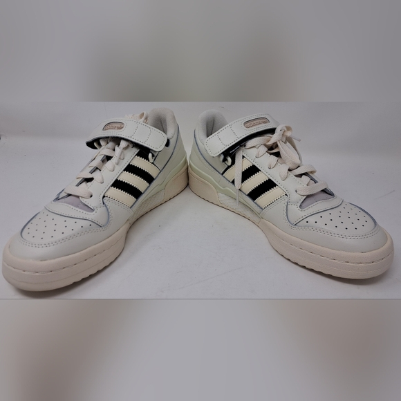 New adidas Women's Forum Low Shoes Sneakers Shoes Casual Off White Black 8.5 US - Picture 3 of 14